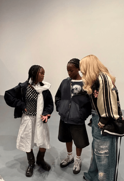 мадонна з доньками Мадонна з доньками